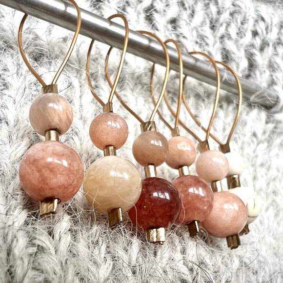 Sunstone crystal Knitting Stitch markers set of 6 - Picture 4 of 7